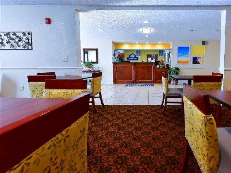 Days Inn By Wyndham Greensboro Nc Eksteriør bilde