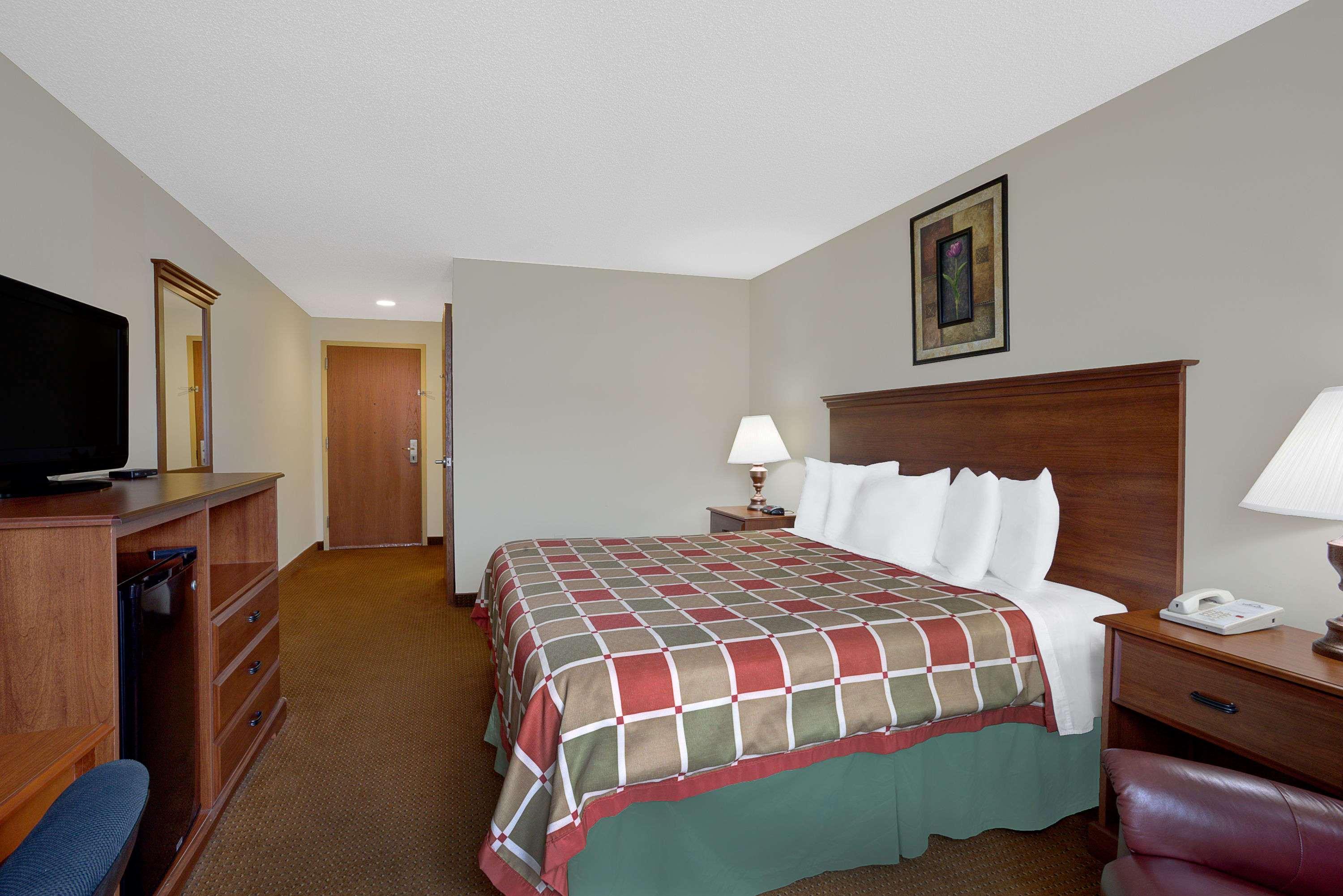 Days Inn By Wyndham Greensboro Nc Eksteriør bilde