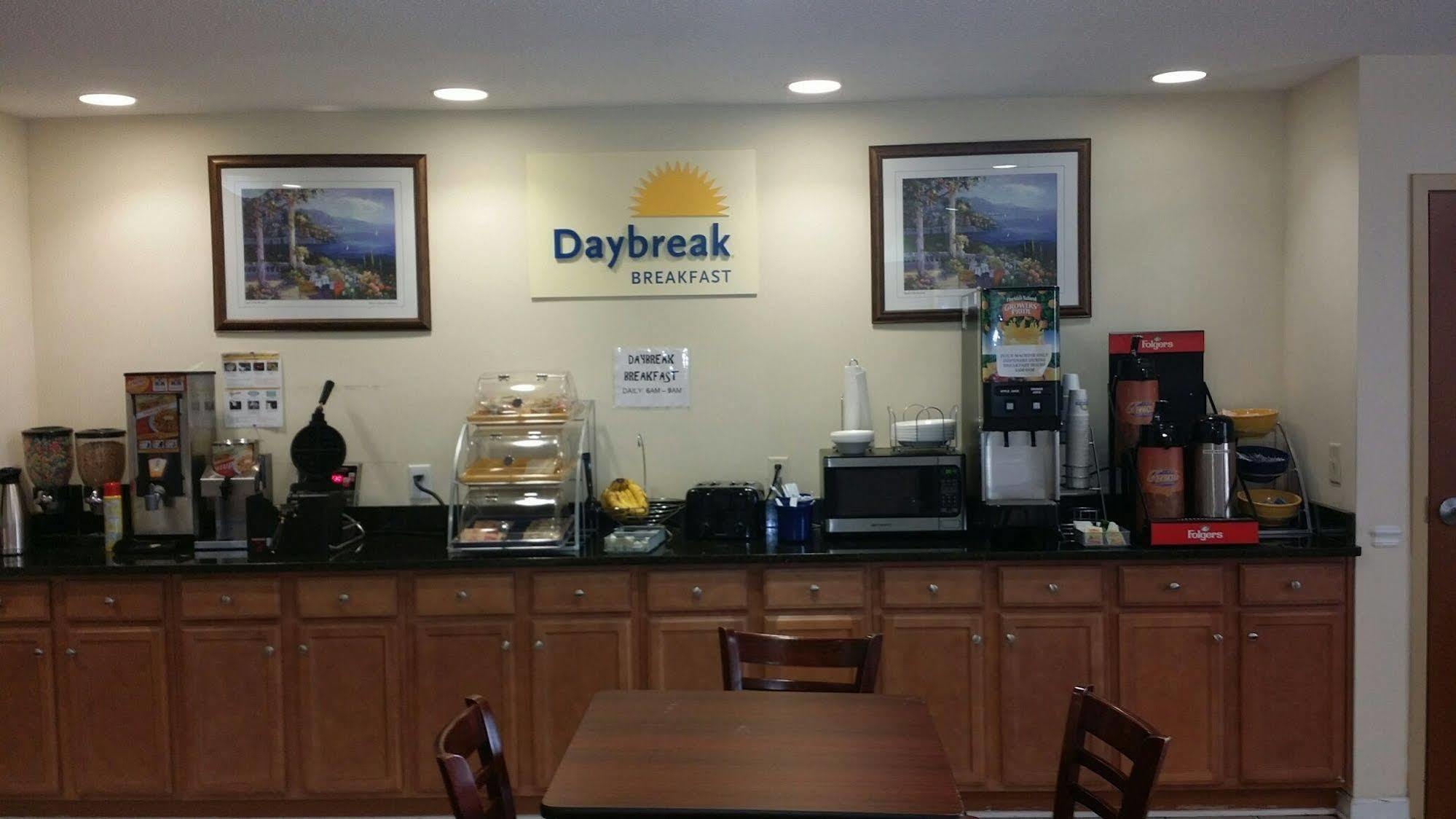 Days Inn By Wyndham Greensboro Nc Eksteriør bilde